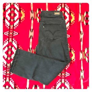 ❌SOLD❌ VINTAGE black levi’s